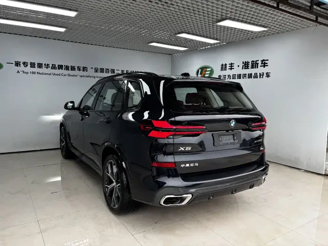 BMW X5 — Фото автомобиля 7