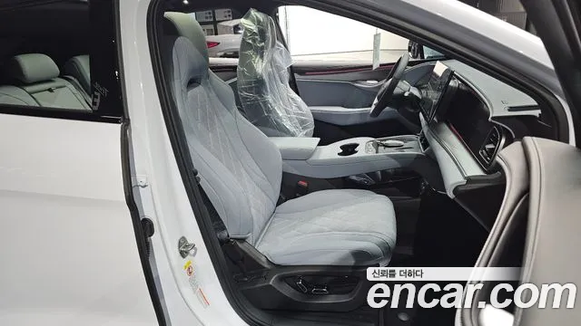 BYD Sealion 7 — Фото автомобиля 16