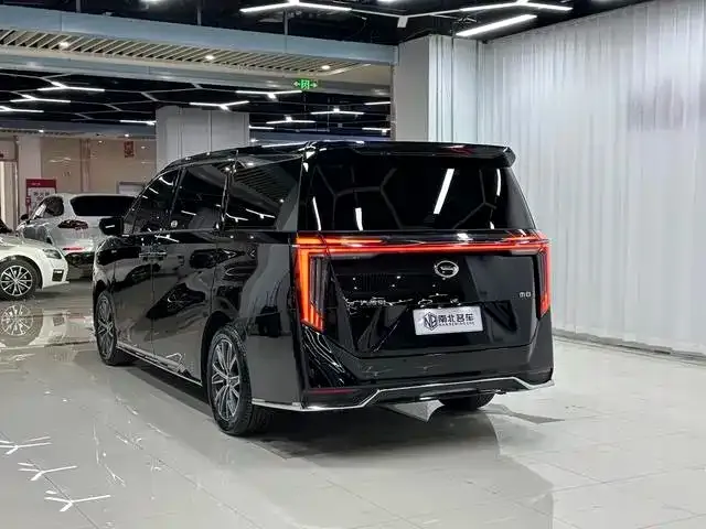 GAC Trumpchi M8 — Фото автомобиля 3