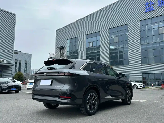 Changan CS75 Plus — Фото автомобиля 6