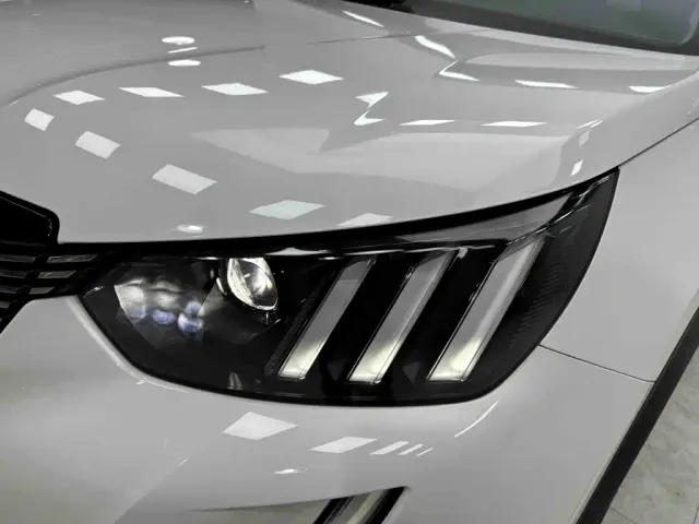 Peugeot 2008 — Фото автомобиля 22