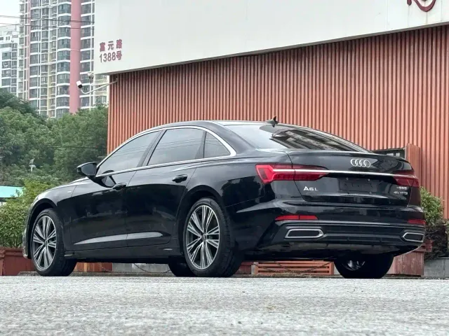 Audi A6L — Фото автомобиля 2