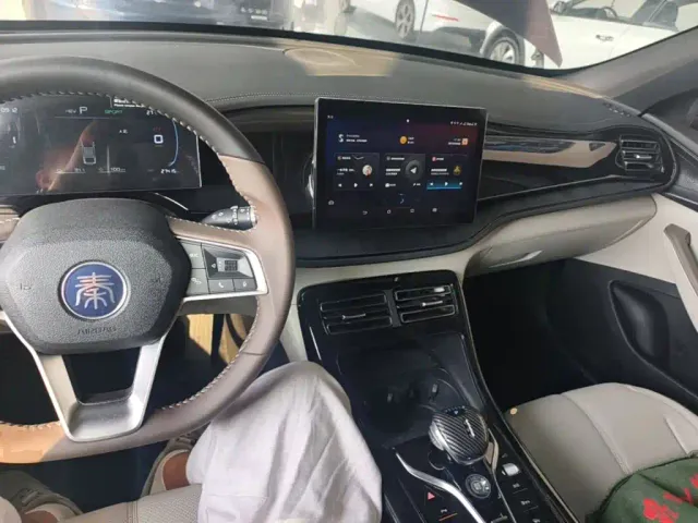 BYD Qin PLUS — Фото автомобиля 9