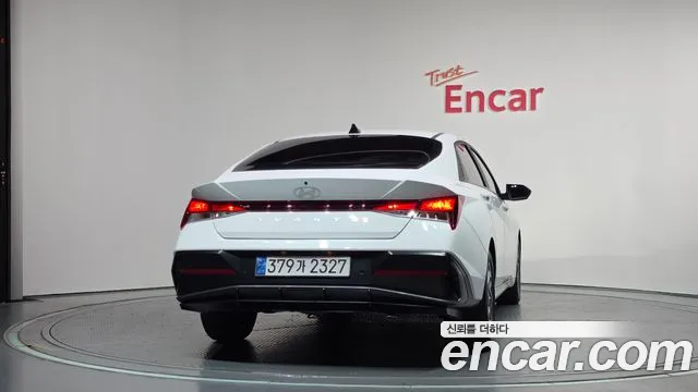Hyundai AVANTE Новый Avante (CN7) — Фото автомобиля 4