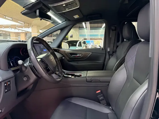 Toyota Alphard — Фото автомобиля 17