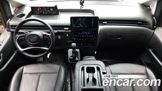 Hyundai Staria — Фото автомобиля 10