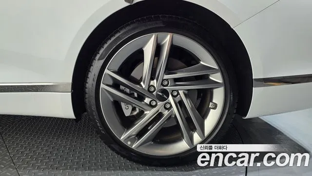 Genesis G80 RG3 — Фото автомобиля 6