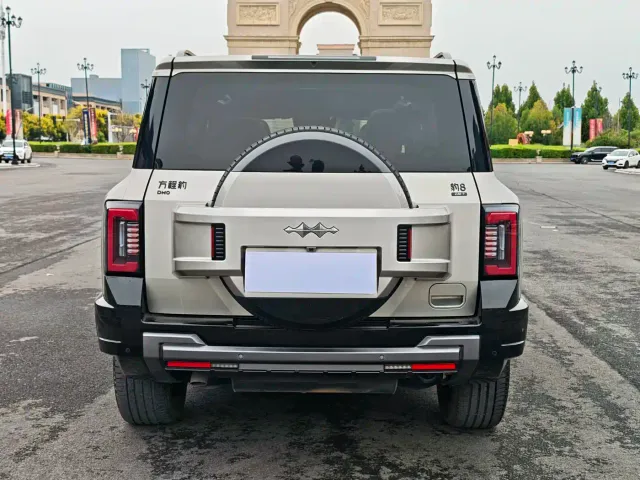 BYD FangChengBao Leopard 8 — Фото автомобиля 8