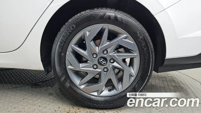 Hyundai Avante — Фото автомобиля 6