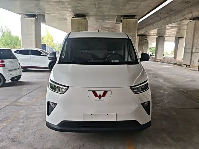 Wuling Yangguang — Фото автомобиля 2