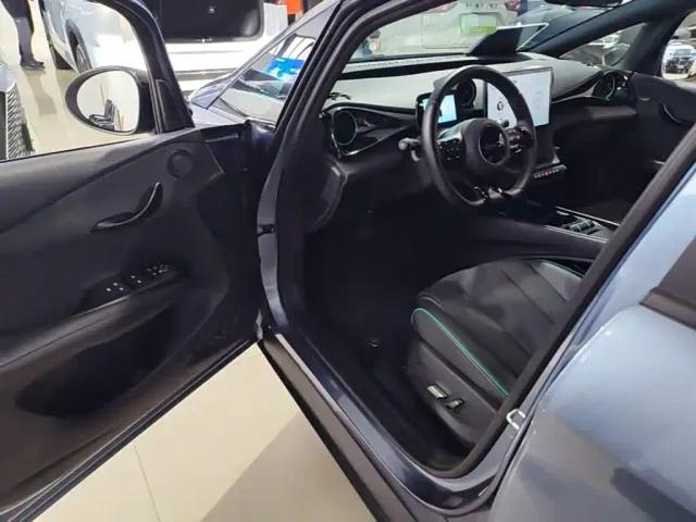 BYD Dolphin — Фото автомобиля 15