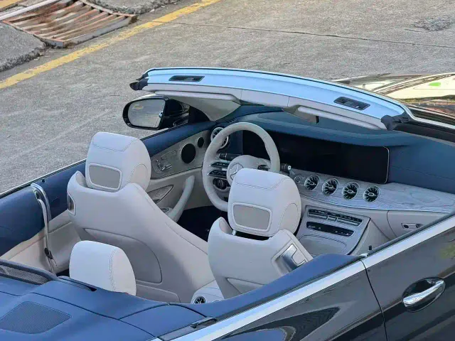 Mercedes-Benz E-Class — Фото автомобиля 14