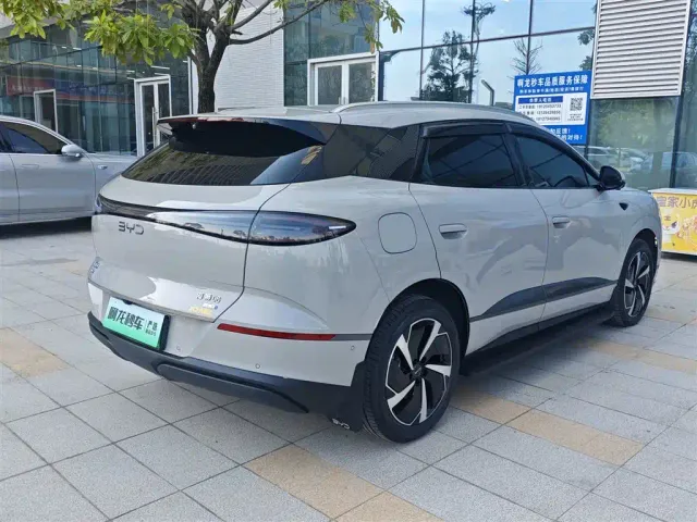 BYD Sealion 06 — Фото автомобиля 7