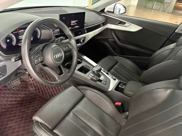 Audi A4L — Фото автомобиля 9