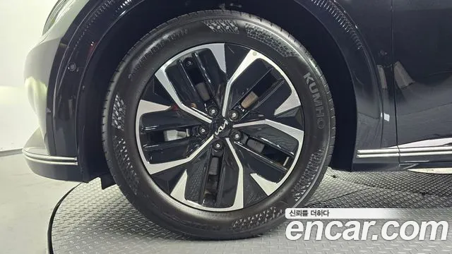 Kia EV6 Long Range — Фото автомобиля 5