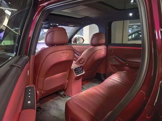 Aito M7 — Фото автомобиля 6