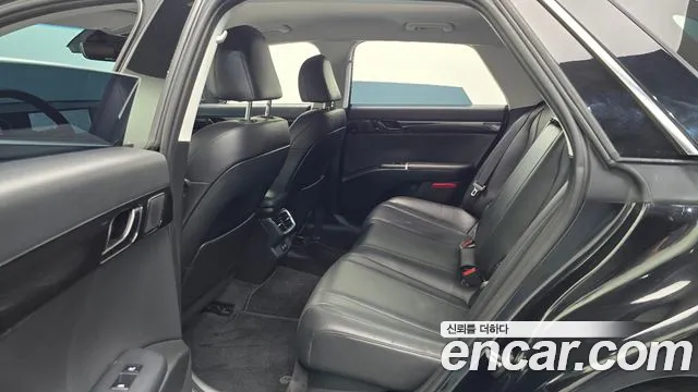 Hyundai Grandeur GN7 — Фото автомобиля 12
