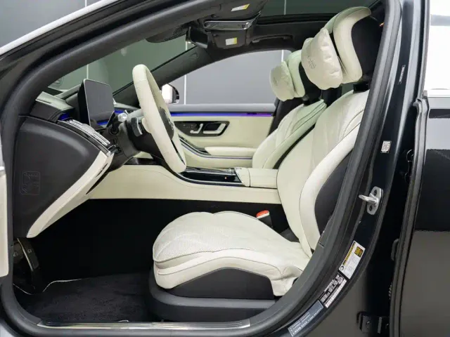 Mercedes-Benz Maybach S-Class — Фото автомобиля 11