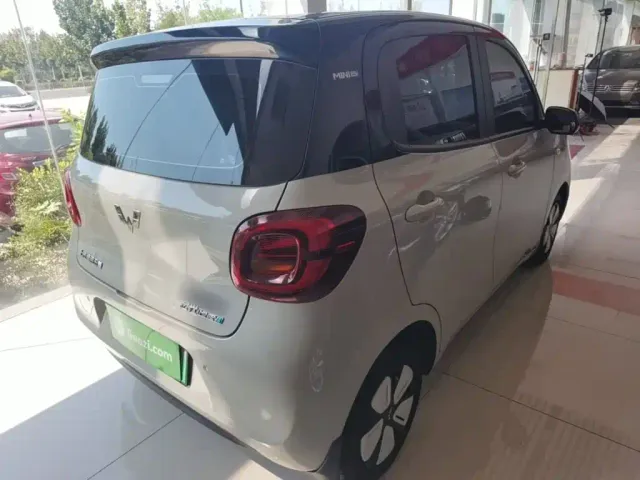 Wuling Hongguang Mini EV — Фото автомобиля 6