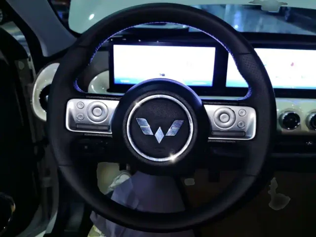 Wuling Bingo — Фото автомобиля 10