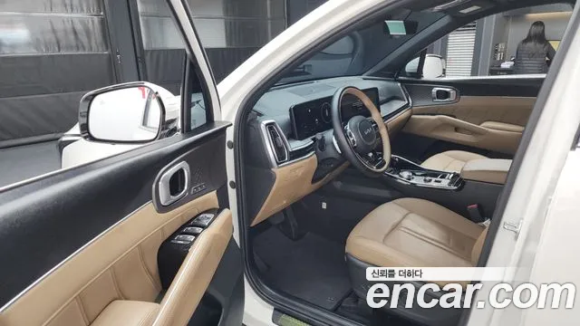 Kia Sorento Новый Sorento 4 поколение Бензин 2.5T 2WD — Фото автомобиля 10