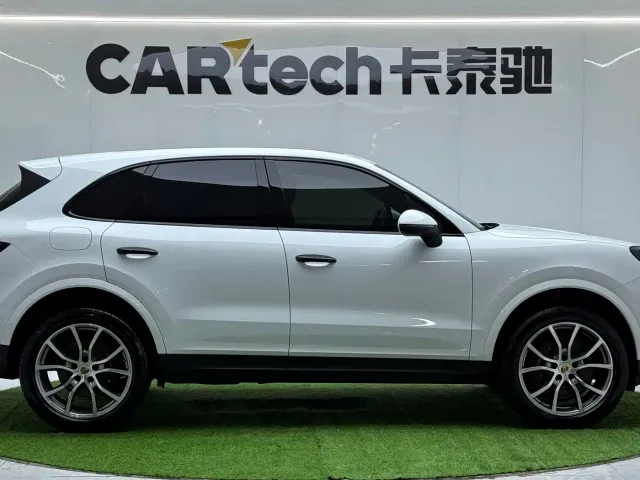 Porsche Cayenne — Фото автомобиля 6