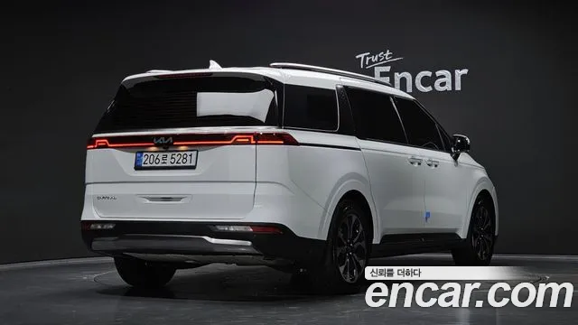 Kia Canival Carnival 4 поколение Бензин 9 мест Signature — Фото автомобиля 2
