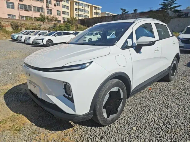 Фотография автомобиля — Geely Geometry E Firefly