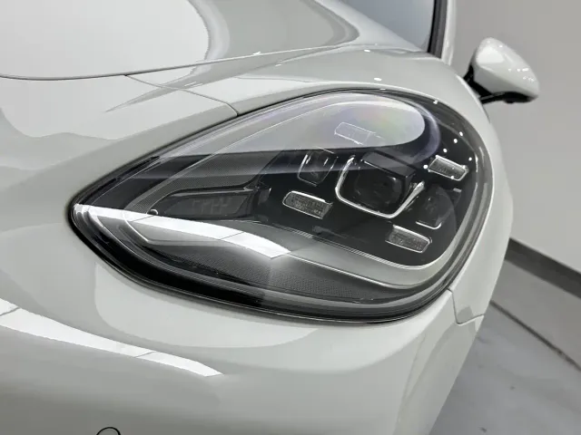 Porsche Panamera — Фото автомобиля 20