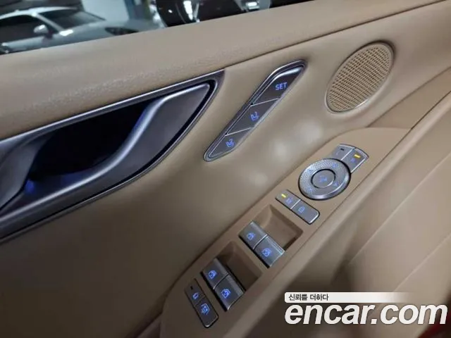 Genesis G80 RG3 — Фото автомобиля 12