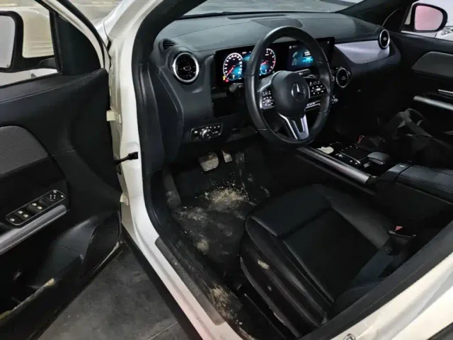 Mercedes-Benz GLA-Class — Фото автомобиля 20
