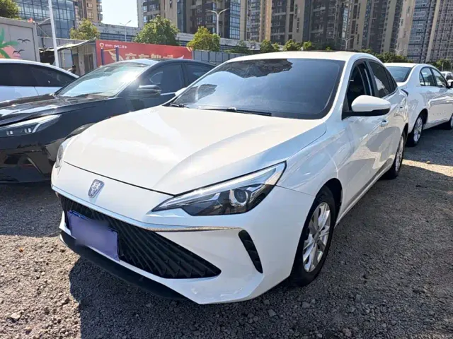 Фотография автомобиля — Roewe i5