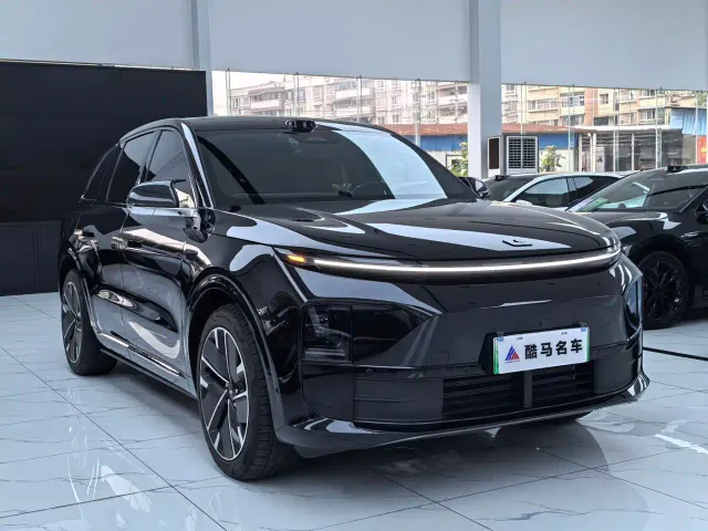 Li Auto L6 — Фото автомобиля 3