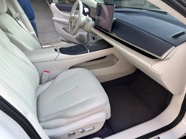 Buick Electra L7 — Фото автомобиля 7