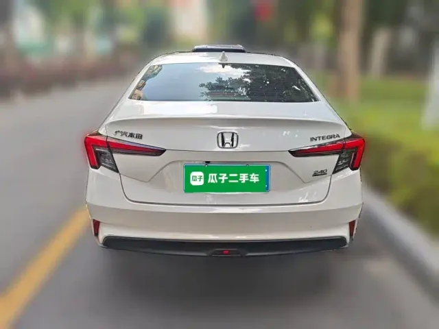 Honda Integra — Фото автомобиля 3