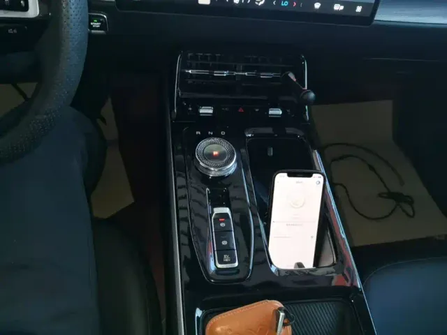 Wuling Starlight — Фото автомобиля 13