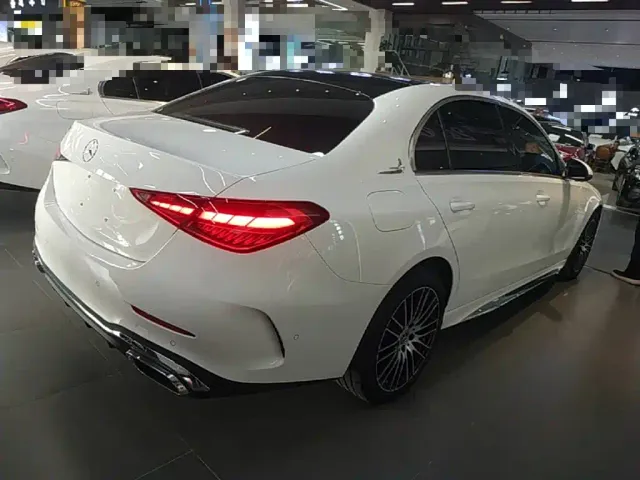 Mercedes-Benz C-Class — Фото автомобиля 6