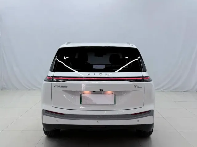 GAC Aion Y — Фото автомобиля 12