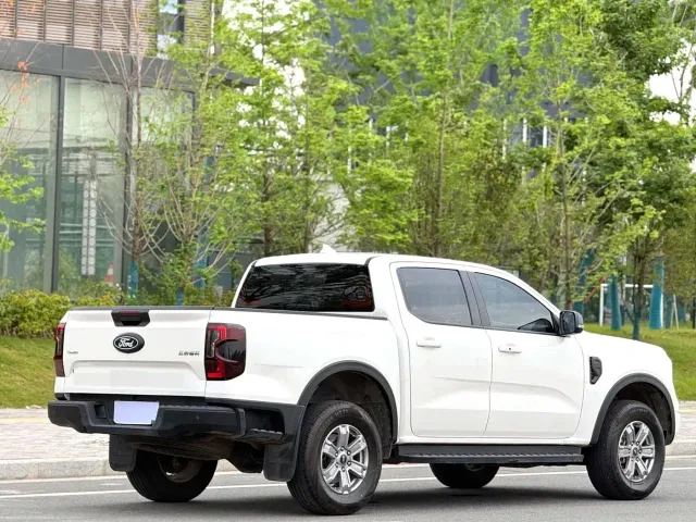 Ford Ranger — Фото автомобиля 7