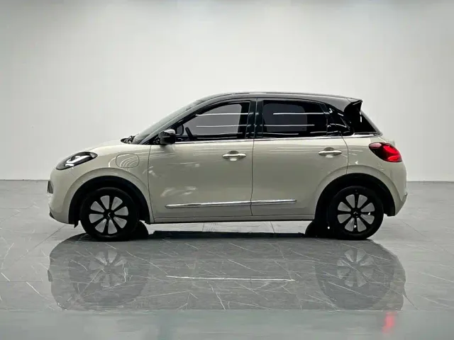 Wuling Bingo — Фото автомобиля 3