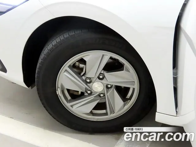 Hyundai Avante — Фото автомобиля 19