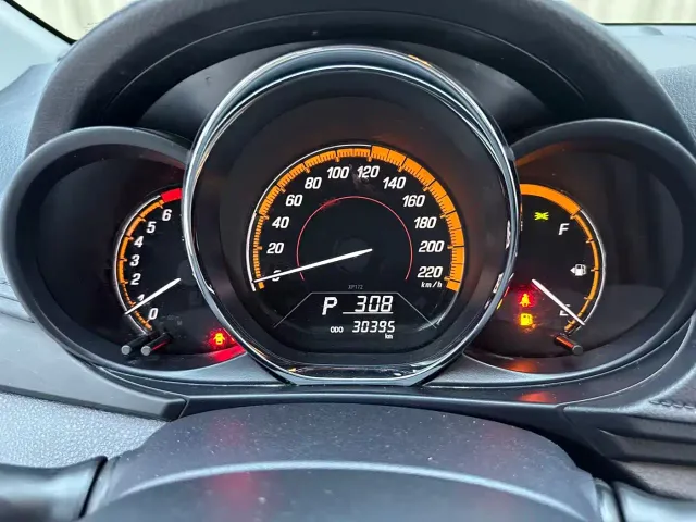 Toyota YARiS L Zhi Xuan — Фото автомобиля 12