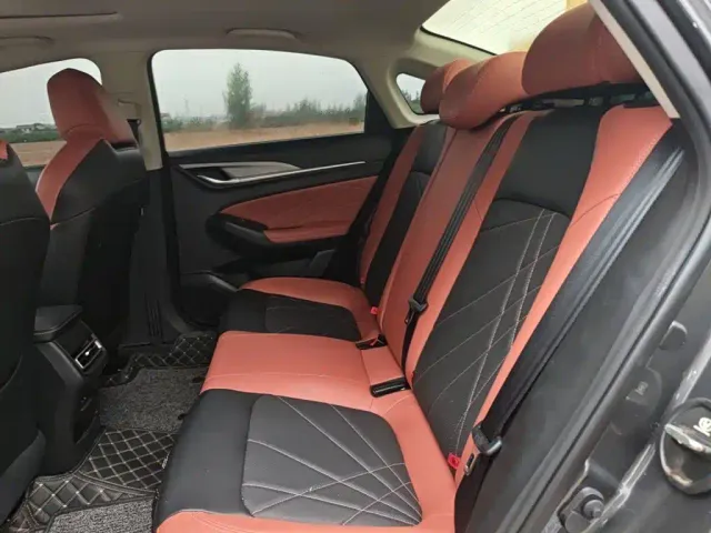Changan Eado — Фото автомобиля 13