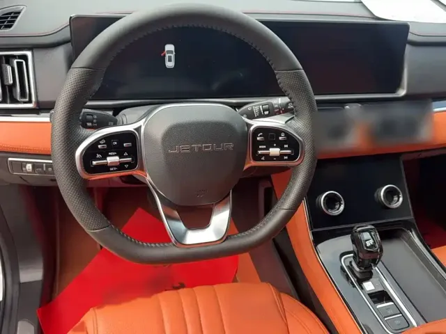 Jetour X70 Plus — Фото автомобиля 2