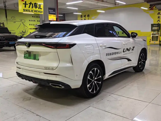 Changan UNI-Z — Фото автомобиля 5