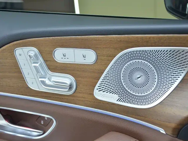 Mercedes-Benz GLE-Class — Фото автомобиля 12