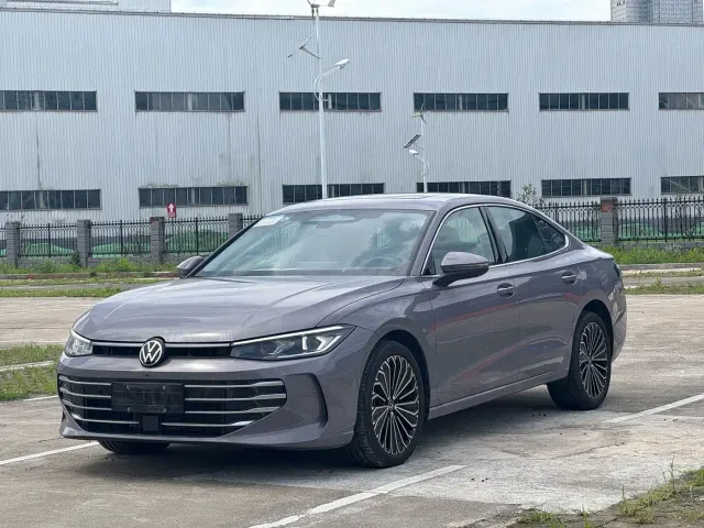 Фотография автомобиля — Volkswagen Passat