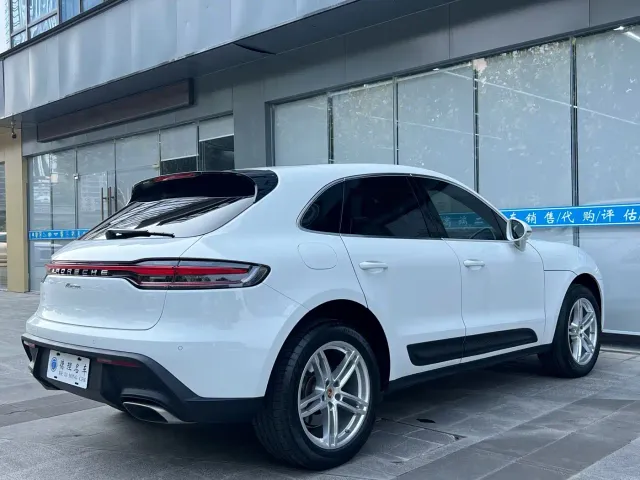 Porsche Macan — Фото автомобиля 14