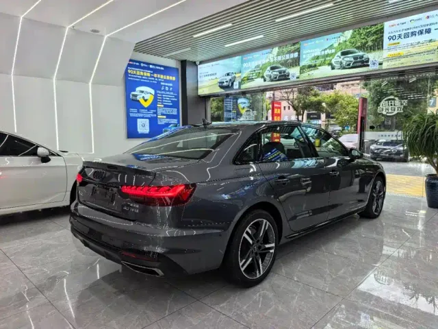 Audi A4L — Фото автомобиля 6