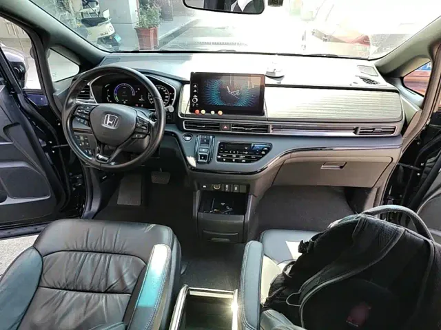 Honda Odyssey — Фото автомобиля 9